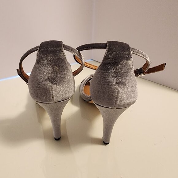 Anthropologie Velvet Gray Lien Do Heels Size 8 - Picture 6 of 11